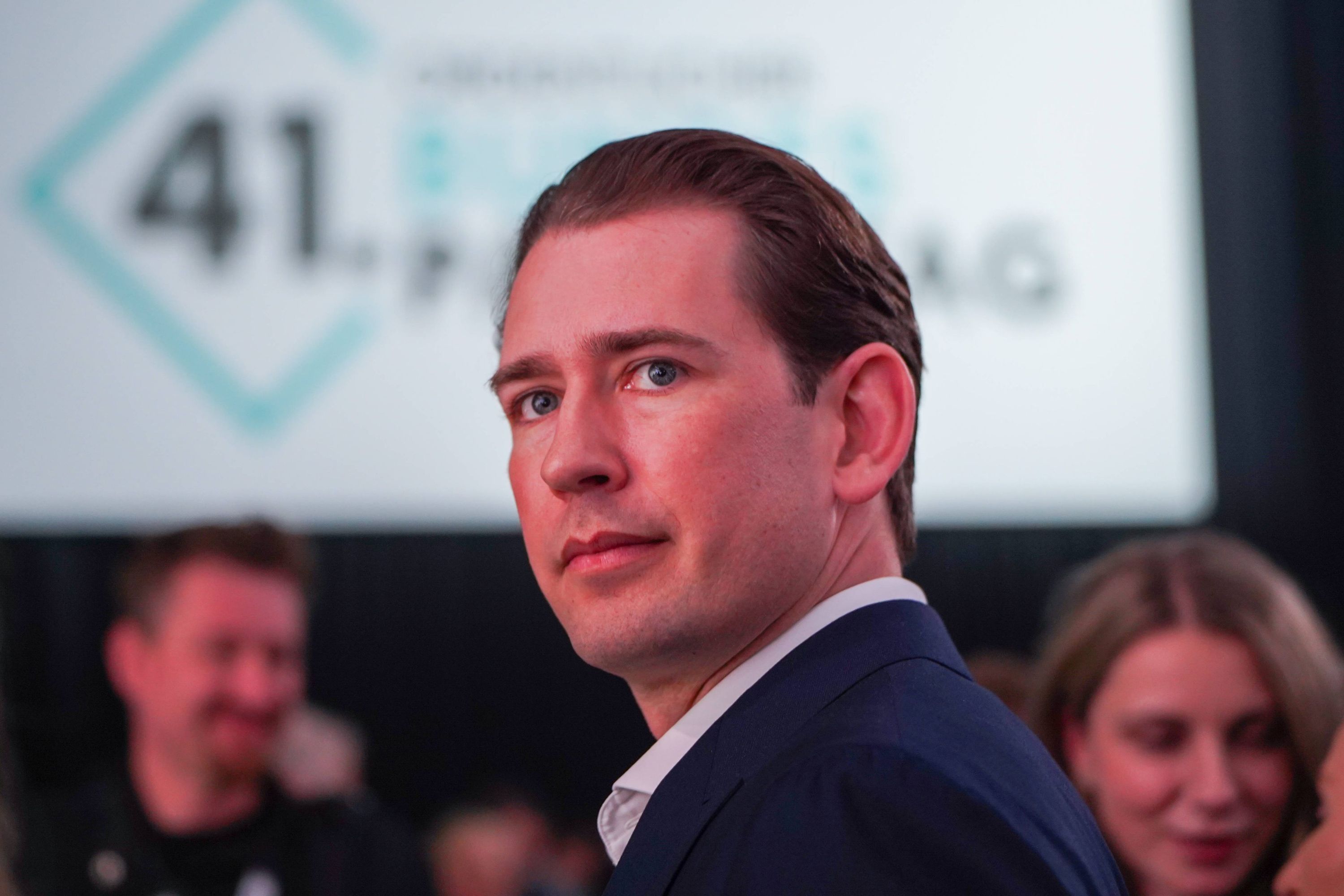 Bluttat-in-Soo-Ex-Kanzler-Kurz-teilt-Spendenaufruf-f-r-Kinder